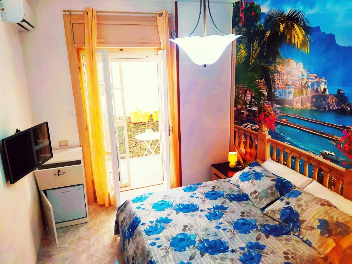 Altea Royale Hotel Napels Buitenkant foto