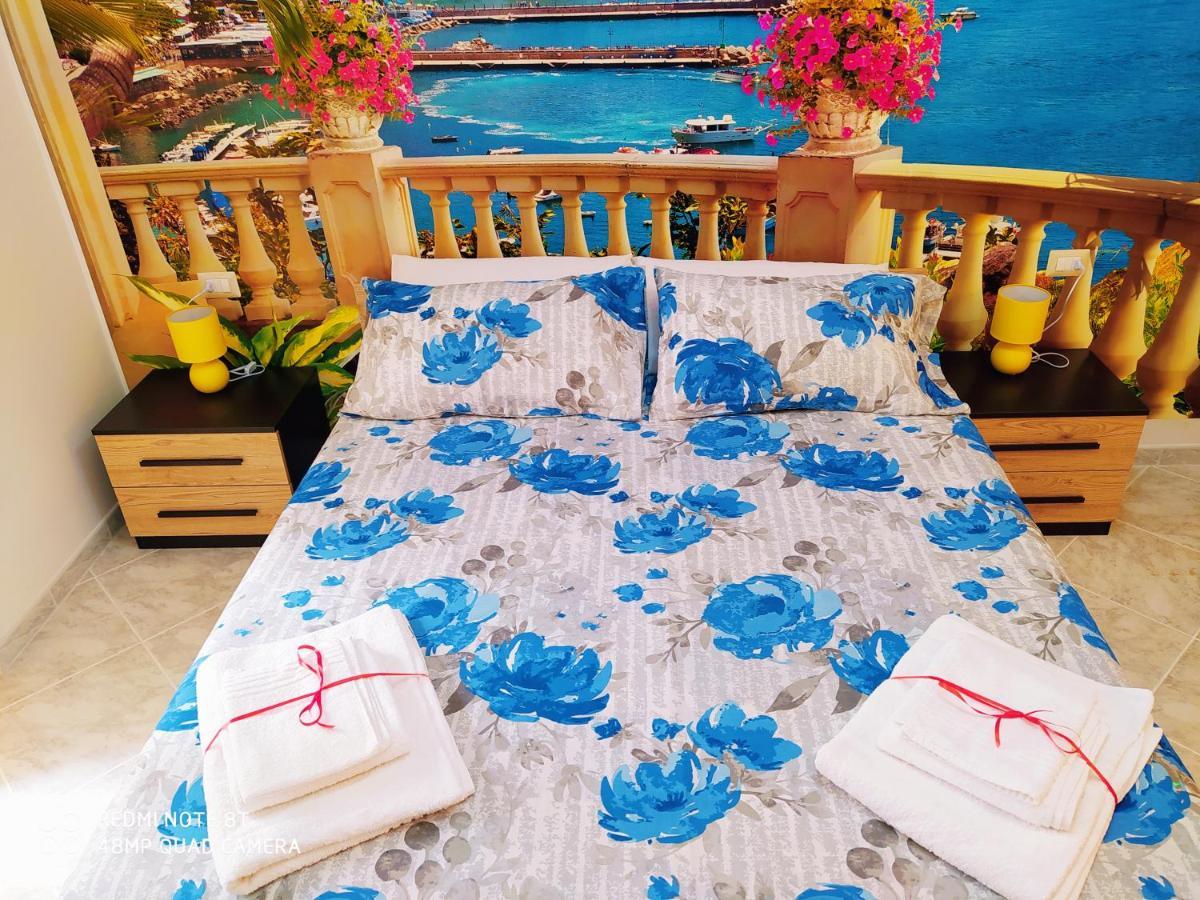 Altea Royale Hotel Napels Buitenkant foto